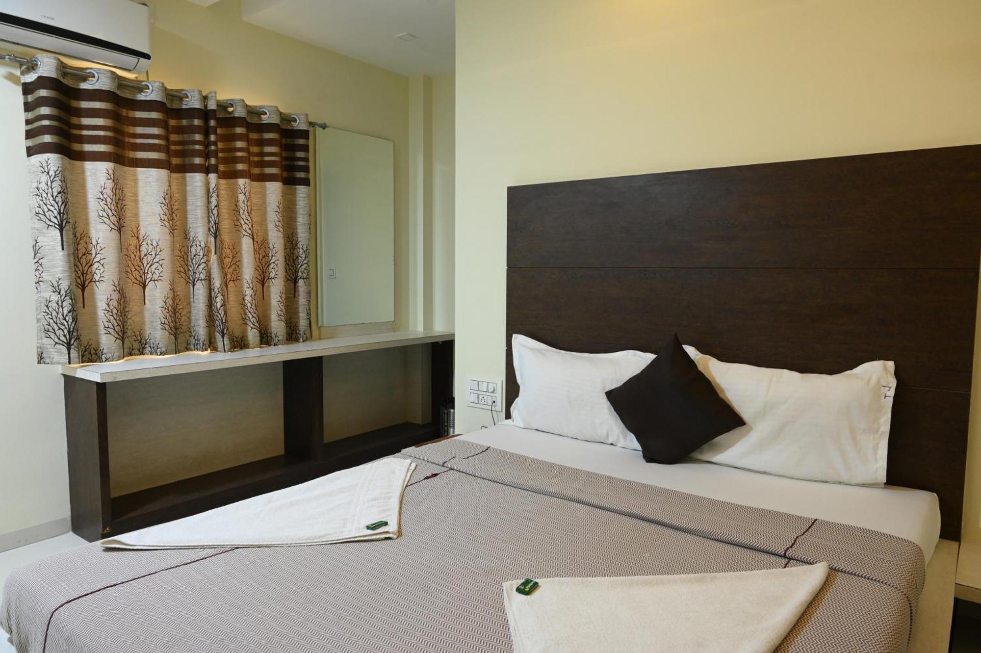 Hotel Ramkrishna Inn Kolhapur Eksteriør billede