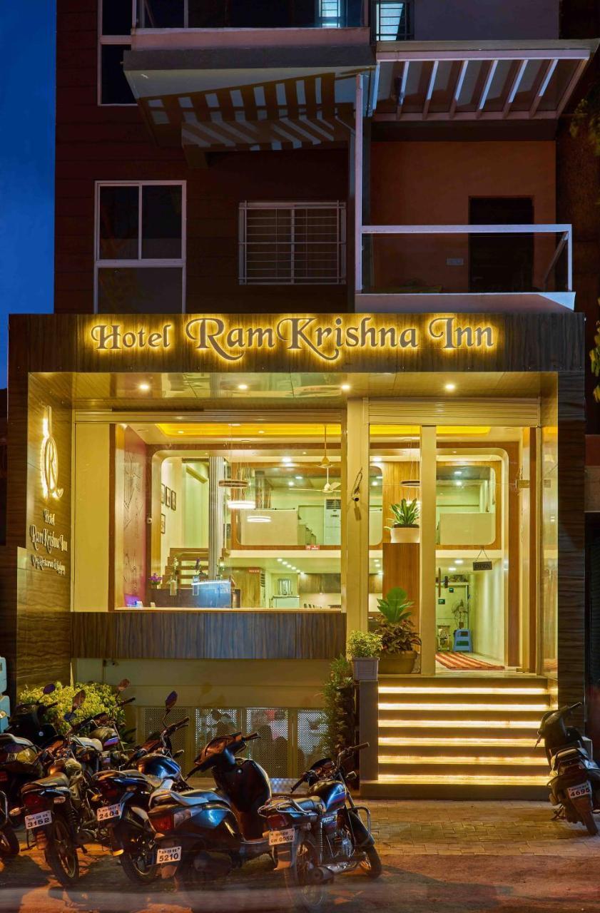 Hotel Ramkrishna Inn Kolhapur Eksteriør billede