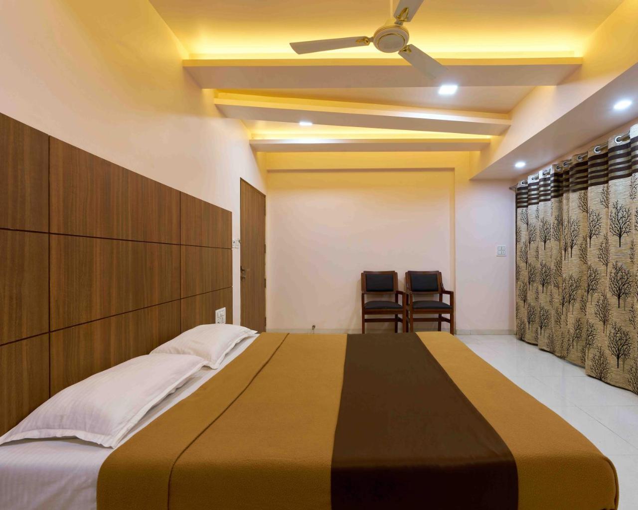 Hotel Ramkrishna Inn Kolhapur Eksteriør billede